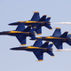 Illustration for article titled Watch seven jets landing in perfect formation